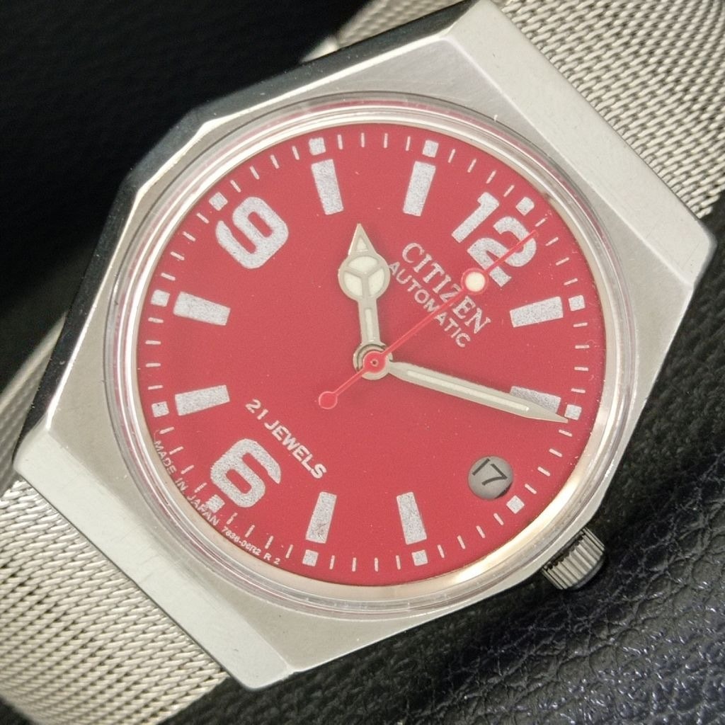 Vintage 1982 Citizen Automatic Mens Silver Watch WDaydate  Red Accents